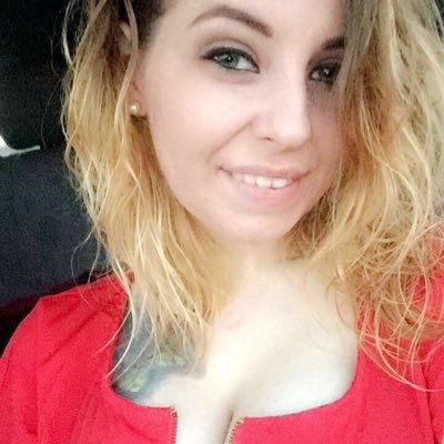 Sabrinaa_Leigh's profile picture. 