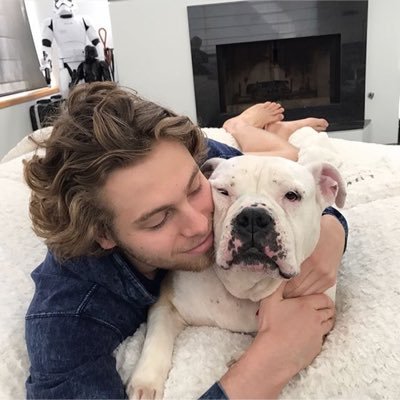 lrhstarshine's profile picture. we're young and people change