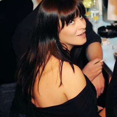 proklamovana's profile picture. Samoproklamovani altruist. Deklarativno pozitivna, zapravo neurozna. Zatvorena i nekonkretna u pojašnjavanju svog dejstvovanja.