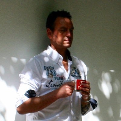 FuenfamTag's profile picture. der_pfefferprinz.👨‍🍳🥕🥑🍃🥗🥒Veganer Foodblog.