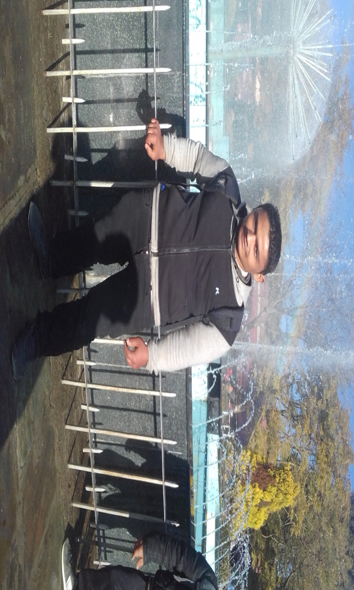 Bikashg75932112's profile picture. 