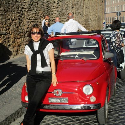 soniaperilla's profile picture. Comunicadora social-periodista, magistra en política social de la Javeriana.
