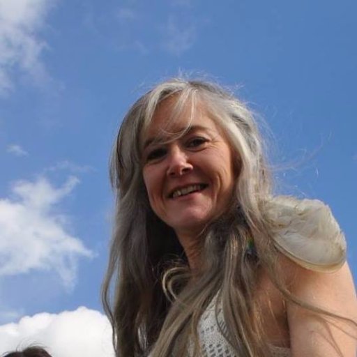 Shaman Teacher, Author, Founder of https://t.co/76LRDnrTl2 NON PROFIT HEALING SERVICE