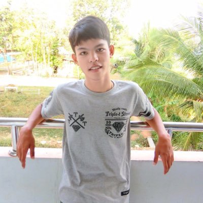เจฟ วรัญญู 🙂