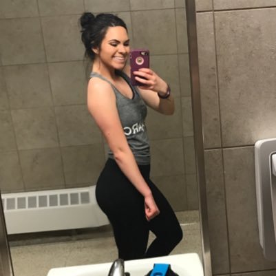 Wifey_Anderson's profile picture. || Just a kid from Akron ||