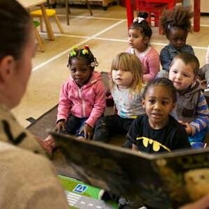Reading from the Start is a family literacy project supporting parents/carers with children under 5 to make reading with their child a part of everyday life.