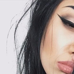 glittercoco_'s profile picture. 