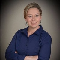 Candi Hegenbart(@candihegenbart) 's Twitter Profile Photo