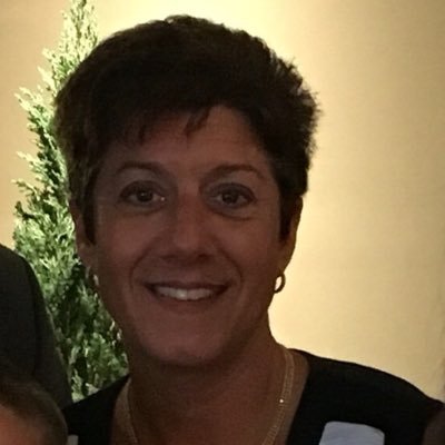 BoomerWBZTV's profile picture. Mom of 2 great kids. Wife.  Television Director at @CBSBoston.  I'm Italian...I make a damn good sauce!