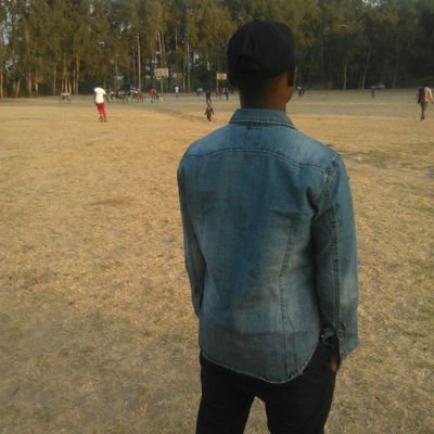 Hip Hop#4give but Never 4get#
Mafanikio huja kwa kupenda hunachofanya# sihitaji kuwa tajiri lakini naitaji kufanikiwa