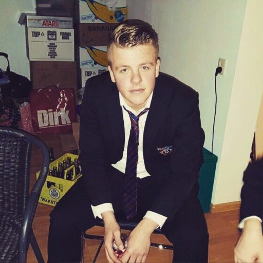 nielsvanvelz's profile picture. Student verpleegkunde.