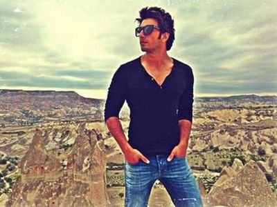 Sports Music Punjabi Music Hindi Music Entertainment Journalists Lifestyle Fashion TV Radio CEOs Women Brands