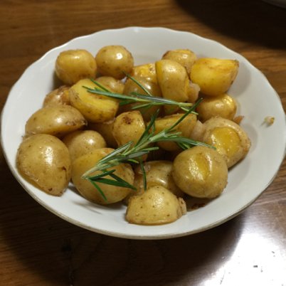 GIAGAIMO_OZI3's profile picture. 大阪生まれ 横須賀育ち 盗塁するヤツは大体友達