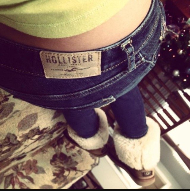 sexy hollister jeans