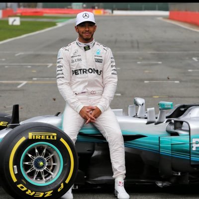 J'aime Lewis Hamilton