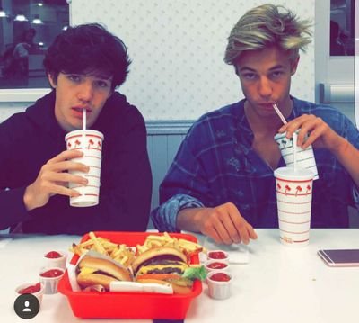 magcult_dallasd's profile picture. Hi! 🙆 •C.D •A.C •J&J •T.C •M.L •A.I •L.D •J.M •J.Z •J.P.J 
Cash 😢❤ ~Latinoamerica ~All the world