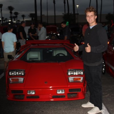CEO of https://t.co/Af6L9PIh9D. I have a thing for super cars! follow me on Instagram at auto_evans. https://t.co/uHolRwdjW1