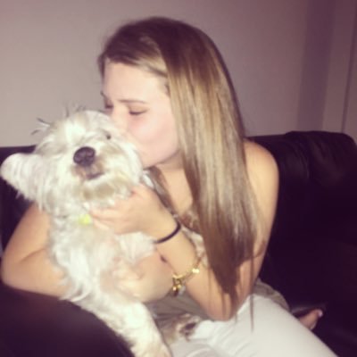 CarlyMitch15's profile picture. 