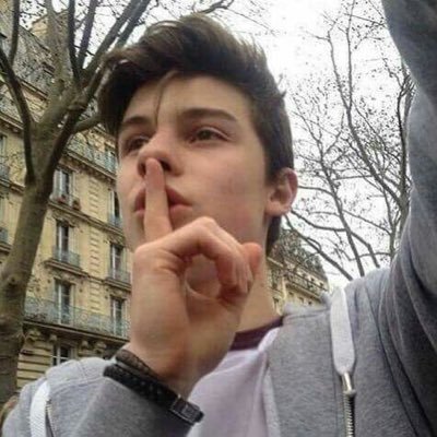 nathanielrpg_'s profile picture. un connard //// harleylpm