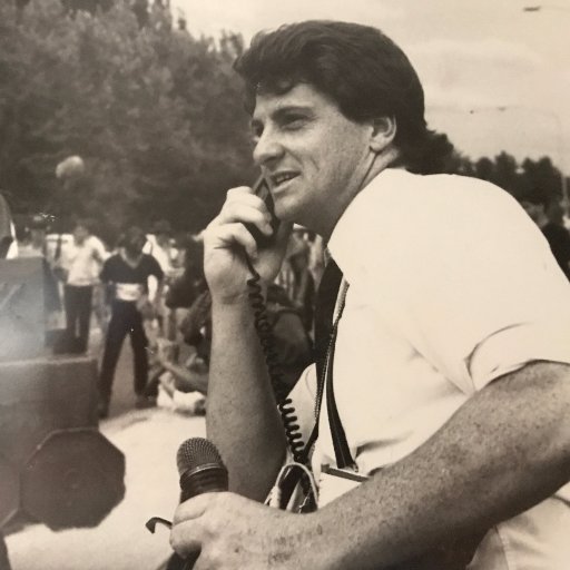 Personal account: Comms/fmr Spin Dr/ non-award-winning hack📺📻 DJ V/O artist 🎙️🎧/cleaner/courier #autism dad