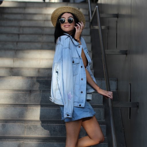 jessiwebb's profile picture. 💬Inquires - webb.jessi@gmail.com💬
📺Youtube - https://t.co/V5y4AwN0Zi📺 💖
📷Insta - https://t.co/v6hHzSwY69 📷