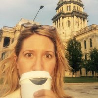 Amanda Vinicky(@AmandaVinicky) 's Twitter Profile Photo