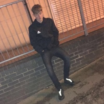 Lewis_Pegg_'s profile picture. FOLLOW NEW ACCOUNT @lewis_peggy_