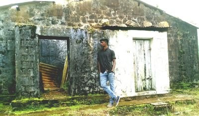 prakashhh94_joe's profile picture. Don't complicate things make is simple 😎