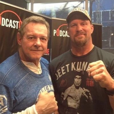 Amante delle MMA e del Wrestling, i miei Wrestler preferiti sono Stone Cold, CM Punk, Shawn Michaels, Undertaker,The Rock & Bret Hart.
Adoro Conor McGregor