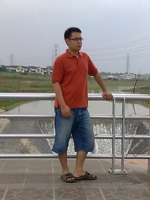 aloy_wm's profile picture. 