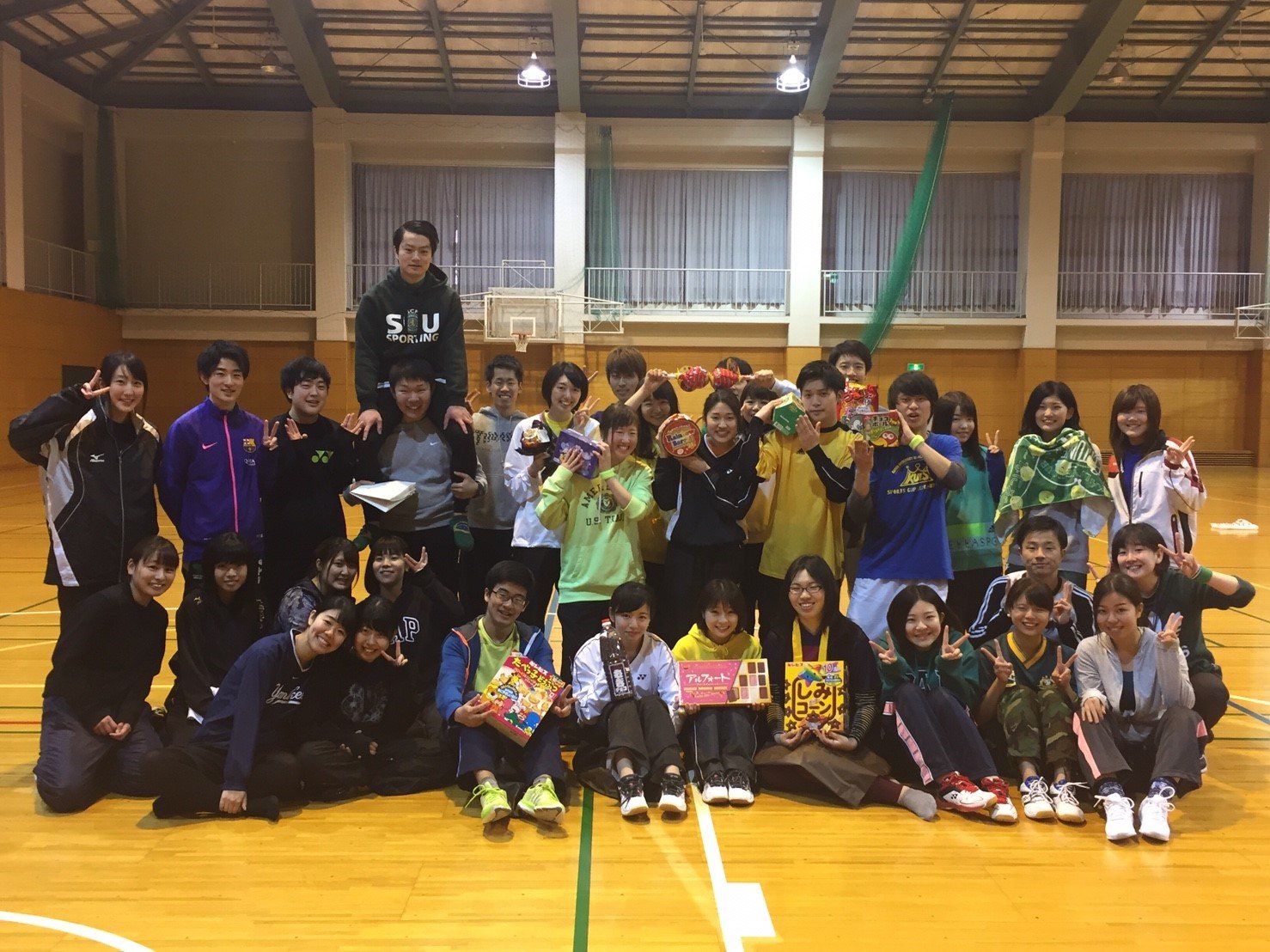 神田外語大学バドミントン同好会 Frameshot Kuis Twitter 神田外語大学バドミントン同好会 Frameshot Kuis Twitter