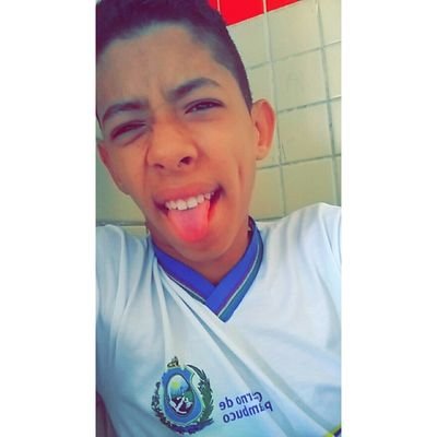 Guilher57896613's profile picture. 