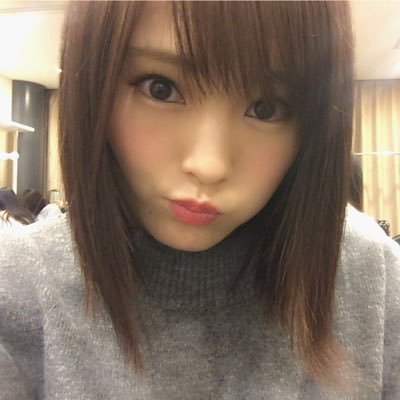 Nmb 泣いてる可愛いみるるんを 慰めるカッコイイ彩ちゃん Nmb 山本彩 白間美瑠 さやみるるん