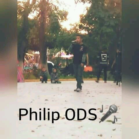 He aprendido a sobrevivir en este mundo lleno de prejuicios sin fin.. La dedicación de escribir lo que pienso y siento es por gusto:3 -Philip ODS-
