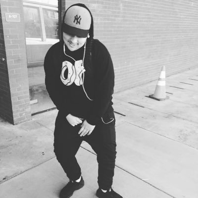 seth_theking's profile picture. live the way you want it to be