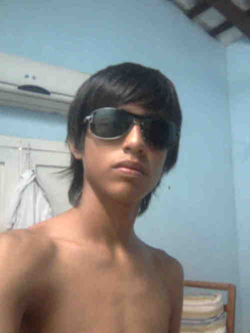 modes's profile picture. ....