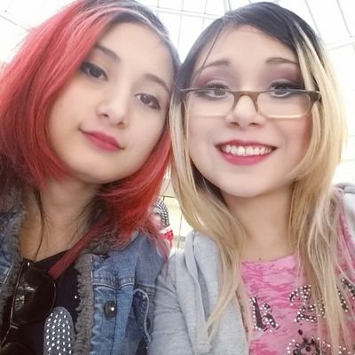 Animators of tv, radio and social events, edecanes and cosplayers. Amateur Asian culture, manga, comics, video games, drawing, rock lovers and art in general