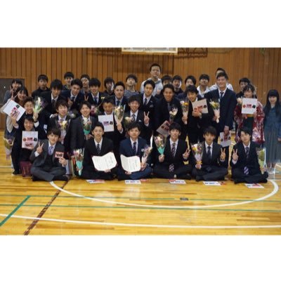 shiki_uta's profile picture. 岡南 3C 元籠球部/RADWIMPS/ONEPIECE