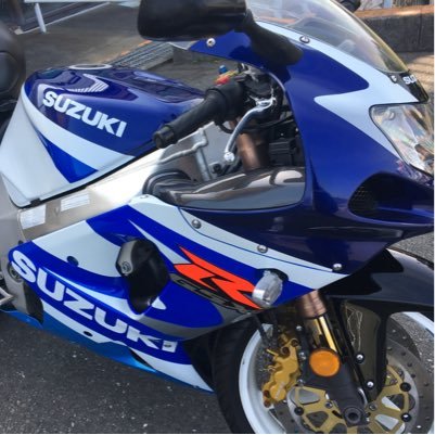 kawasaki9216's profile picture. 静岡20 チビッコ Ninja250sl→GSX-R1000(K1)車→スイフトRS→グランドチェロキー(2015)バイク好きの方と仲良くなりたいです！！無言フォローお許しください(´･_･`)
