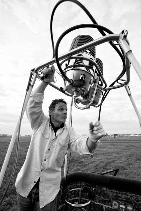 FAA Certified Commercial Pilot - LTA and Owner of GURU BALLOON