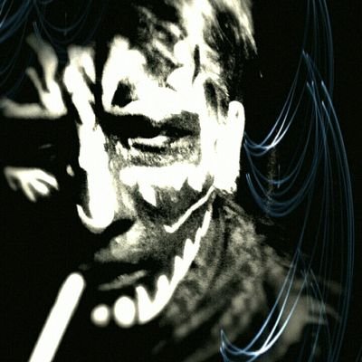 護衛クランXENOのお母さんポジションを担っています。そしてお父さんポジションも担う事になりました。Razerが好きです。あと22年10月に転職しました。