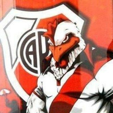 como m gustaría agarrar a esos corruptos y enseñarles q con poco también se puede ser feliz y q es más lindo tener la conciencia trankila