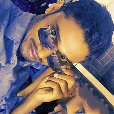 Manikan45608553's profile picture. பெரிதாக யோசி. சிறிதாக தொடங்கு. ஒரே நாளில் உயர்ந்து விட முடியாது