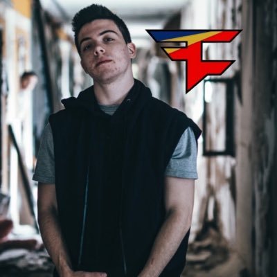 FazeAdaptIsGr8's profile picture. 