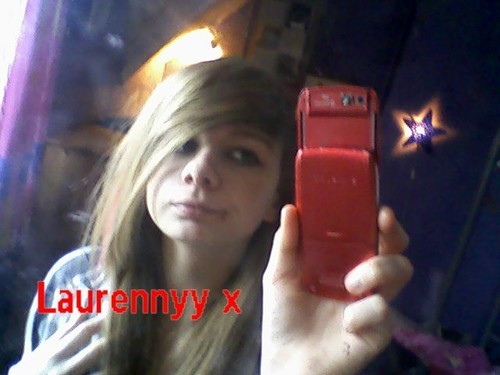 LaurenEllie_94's profile picture. Short.. And Stuff.. YEAAHHHH :D