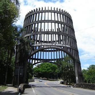 BentoSincera's profile picture. TWITTER DE HUMOR NÃO LEVEM NADA A SÉRIO