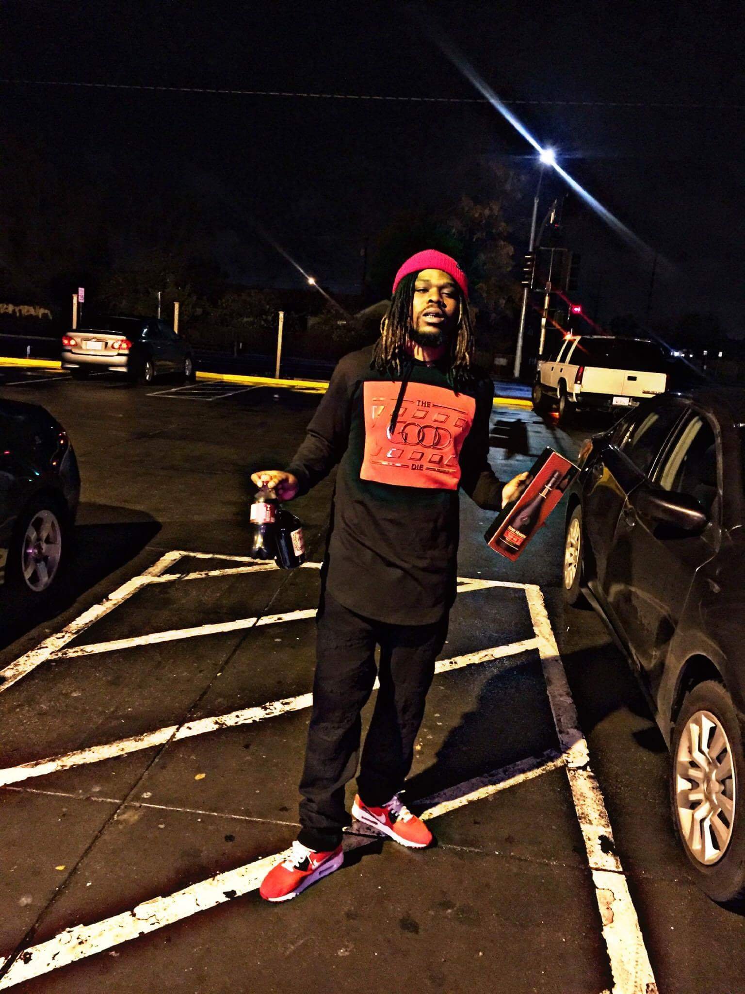 ⚓Port City Panther⚓
🎤Spook D. Lieutenant 🎤
💀SED The Military💥
Trillazzspook@gmail.com for all booking, features, and other business. 💰💸💰💸