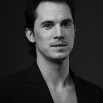 I'm a brand new writer who loves to travel and wishes I was an astronaut. I also love women and sex, so guess what I write about?