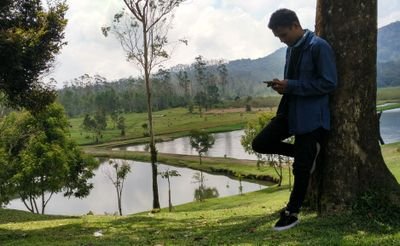 FmMulyadi13's profile picture. 