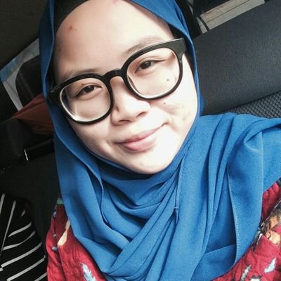 21 I HENNA MAKER I FREELANCE MAKEUP I GADIS UTAQA